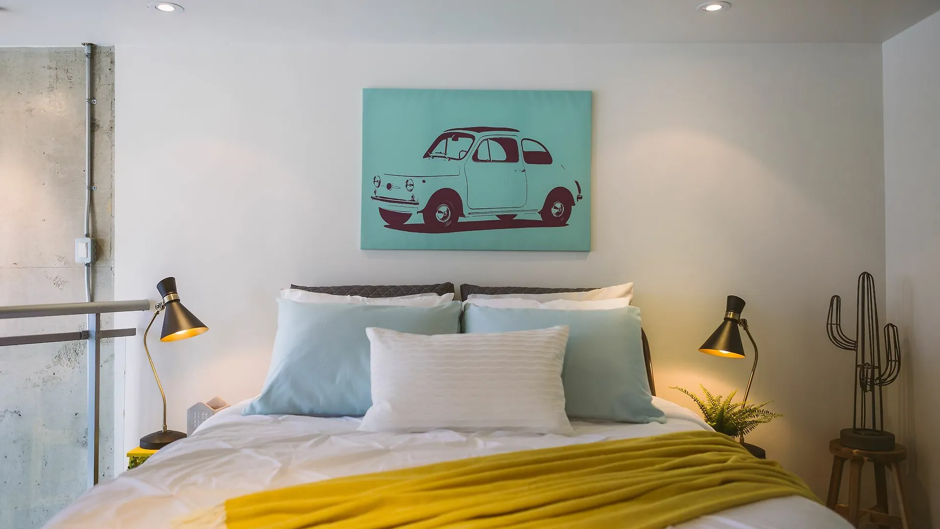 Quickstay - Sunlit Luxury Loft On King West Toronto